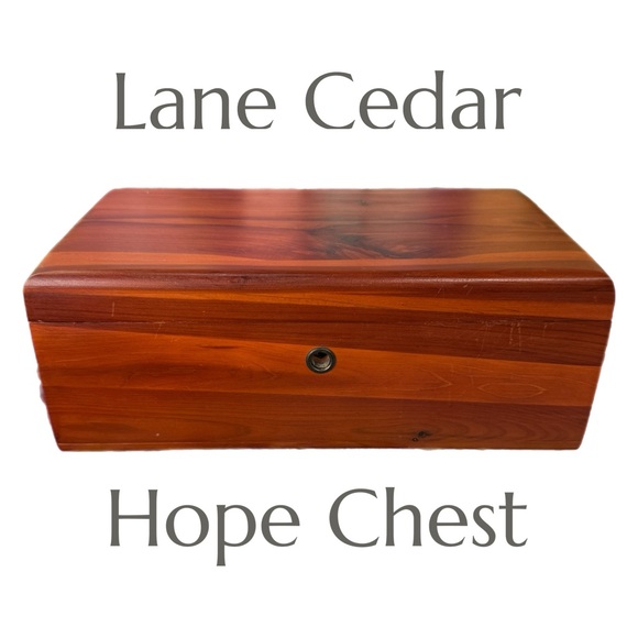 Vintage Lane Cedar Keepsake Box - R.B. Furniture Stores Edition - Picture 1 of 12
